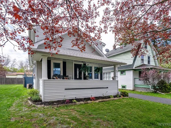 71 Klaum Ave, North Tonawanda, NY 14120