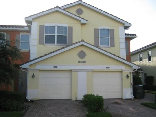 4391 Lazio Way APT 307, Fort Myers, FL 33901