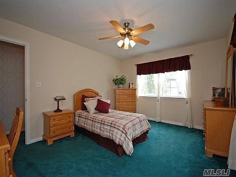 3rd image of 16 Salem Dr