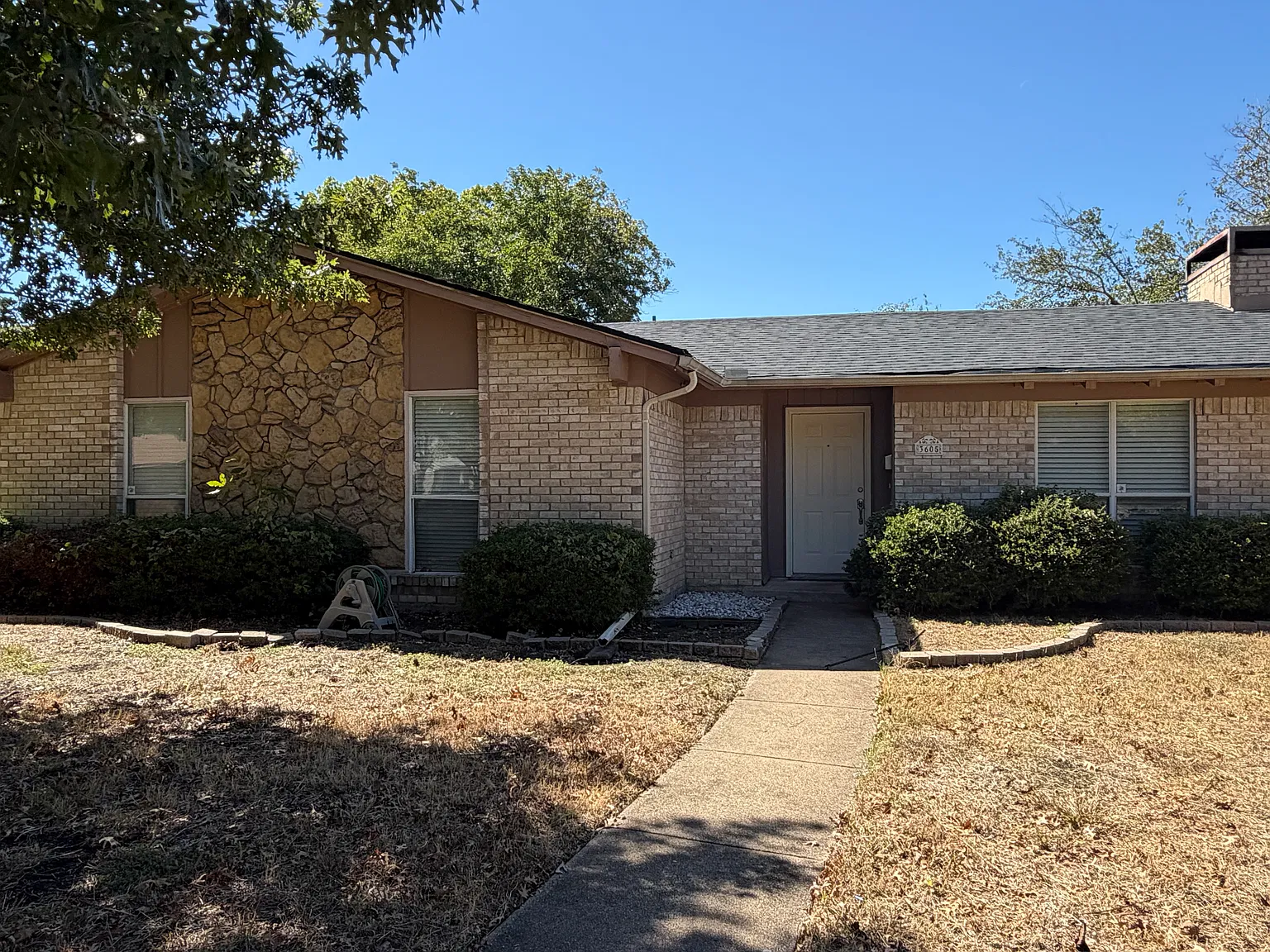 4 bed, 1800 sqft, $2,250 — Photo 1