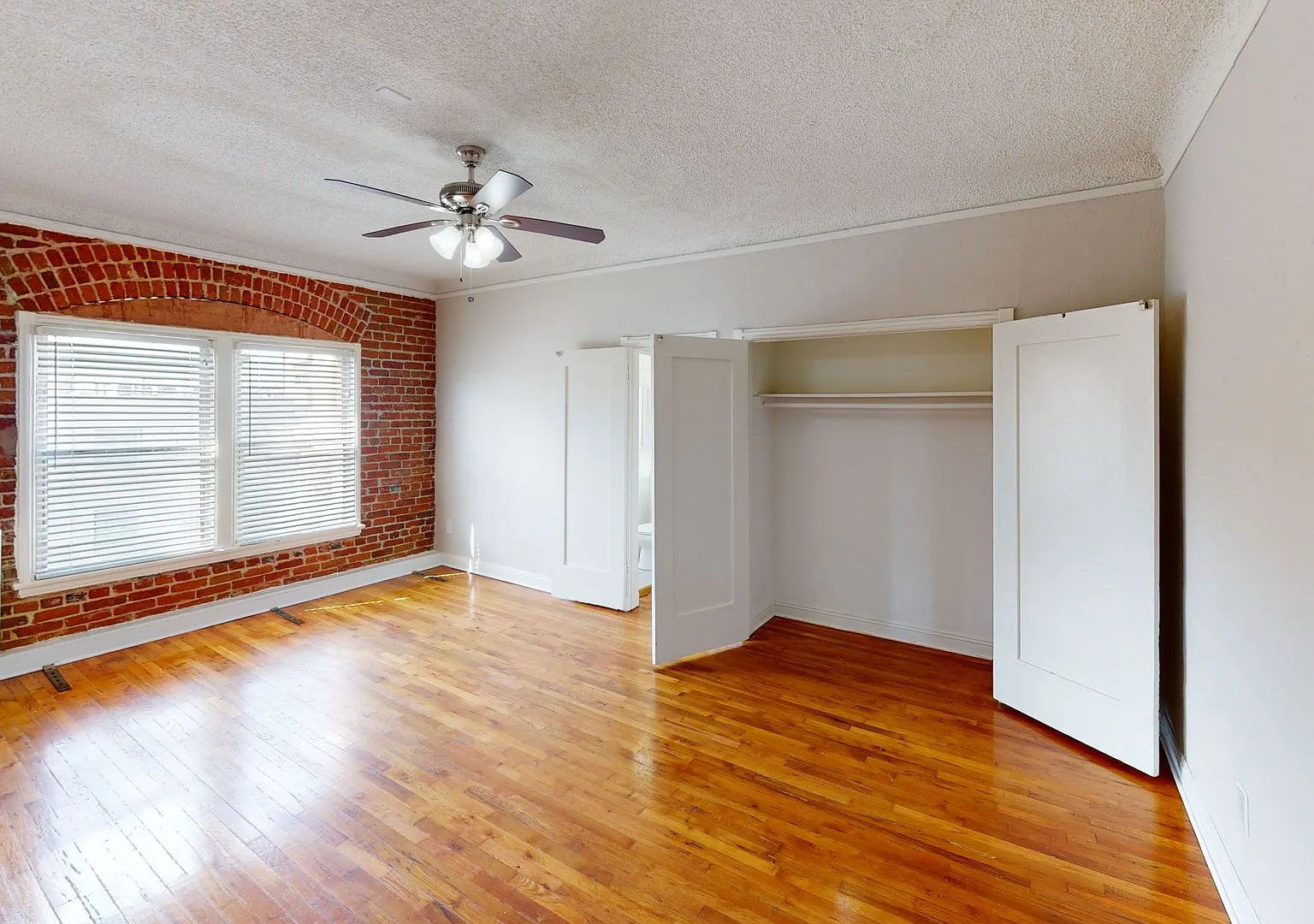 Irolo Apartments...New York Loft Style...Great Location! CALL NOW! — Photo 3