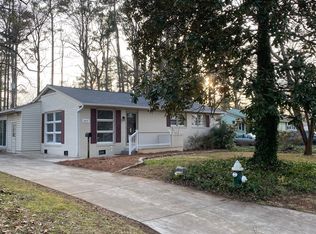 2517 Westmoreland Dr, Greensboro, NC 27408