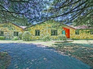 53 Wetsel Rd, Troy, NY 12182