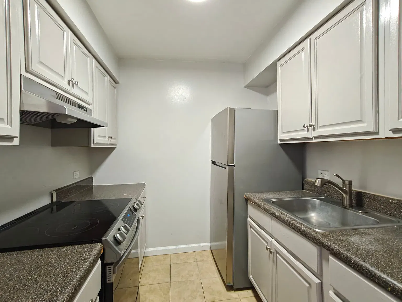 East Germantown's Next Hot 1-Bedroom! — Photo 4
