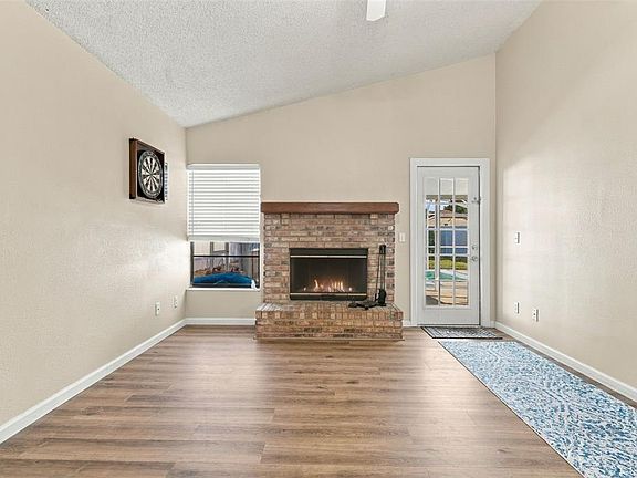 3rd image of 2039 INGE COURT