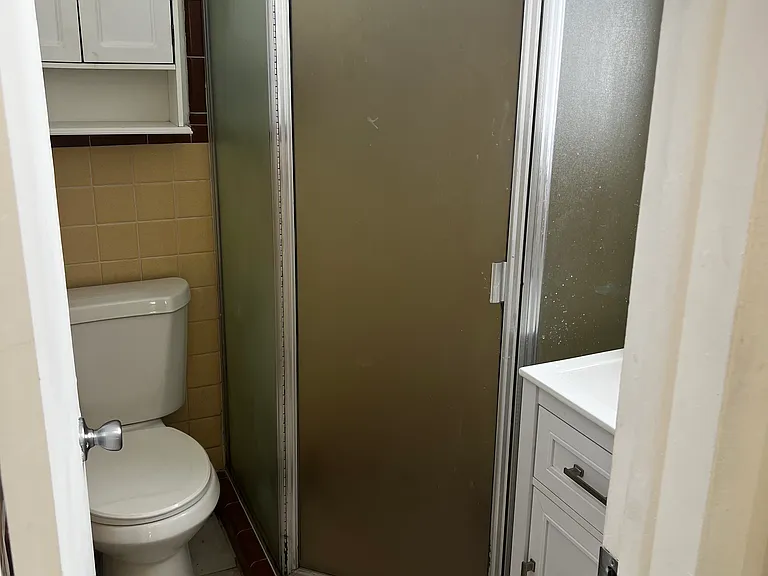 1823 SW 7th St #7 — Photo 7