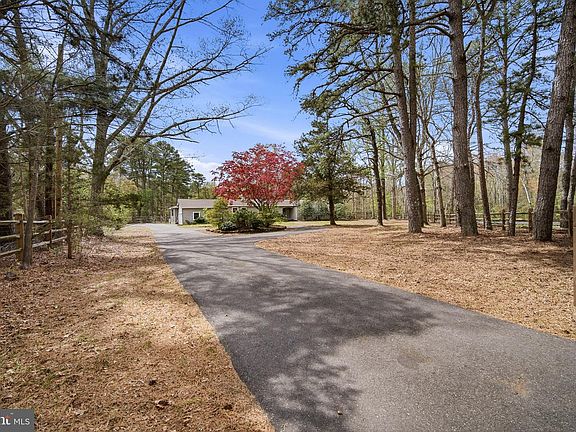 3rd image of 321 English Creek Rd
