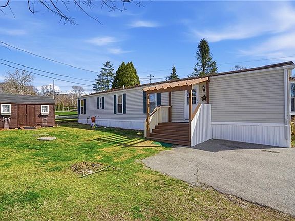 3rd image of 225 Brayton Rd