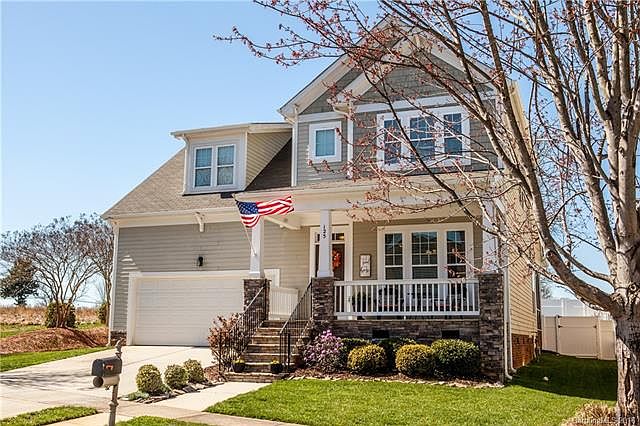 1st image of 125 Water Oak Dr