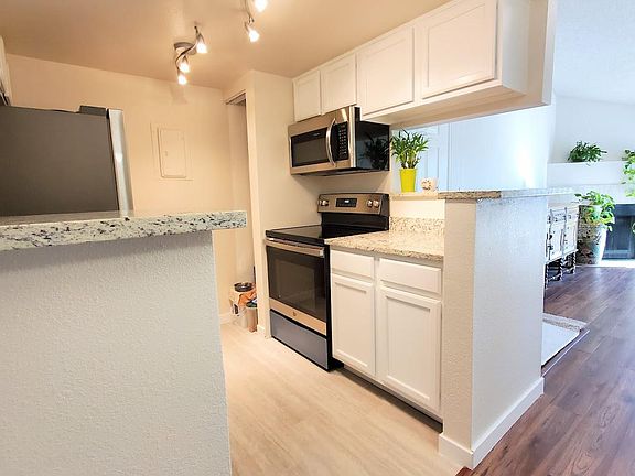 Great granite countertops and handy pantry