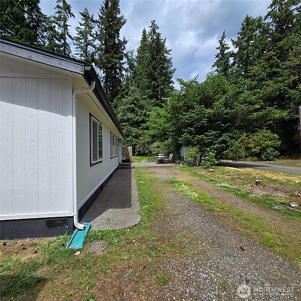 4th image of 29031 Falkner Road NE
