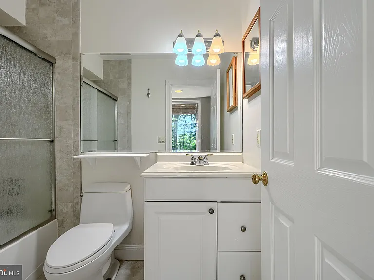 2101 Tufton Ave — Photo 64