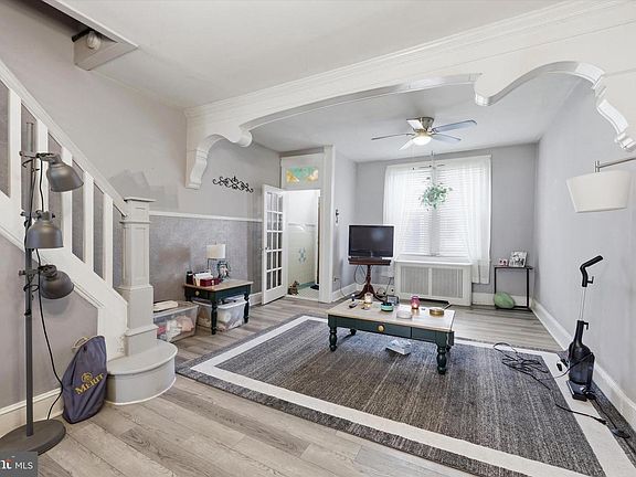 4th image of 1012 Tree St
