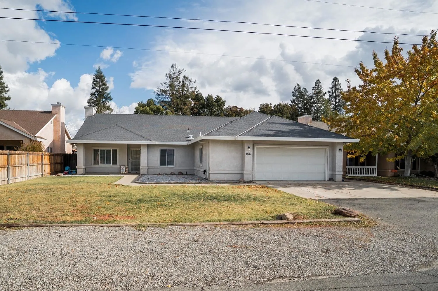 2577 Elm St photo 1