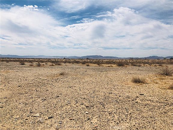 2nd image of 5 Montgomery Rd