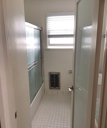 5th image of 923 2nd St APT J