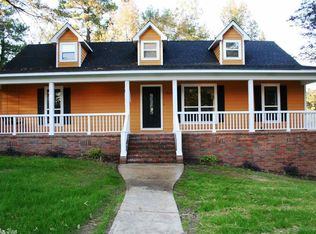 1904 Rosewood Dr, Benton, AR 72015