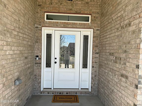 5th image of 3427 Sunset Dr
