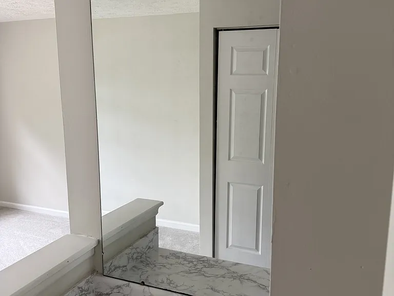 MBR Vanity