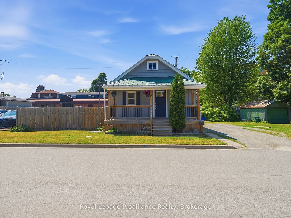 1st image of 22 Flindall St
