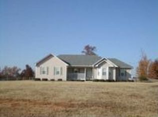245 Ashley Trace Dr, Locust Grove, GA 30248
