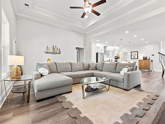 5th image of 1116 Maccoa Dr.