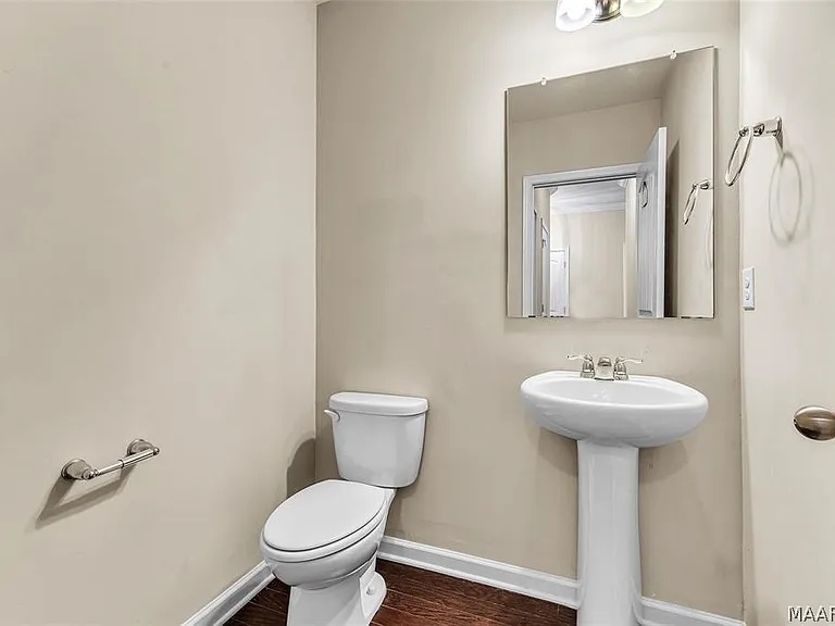 9348 Turnberry Park Dr — Photo 16