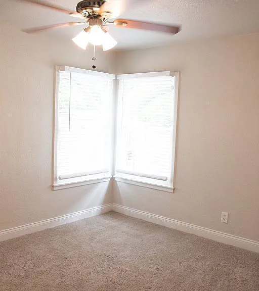 4618 Neer Ave — Photo 17