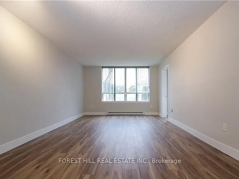 1510 Richmond St N #110 — Photo 7