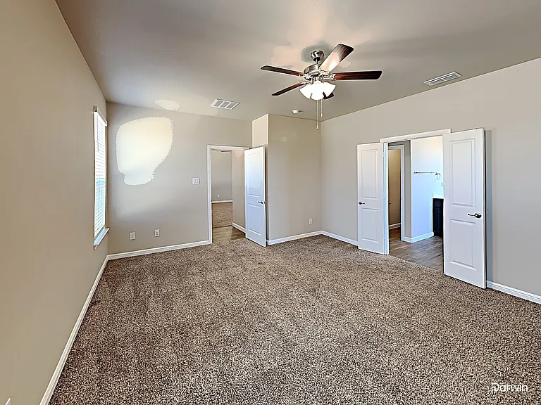 2606 Lavender Ln — Photo 10
