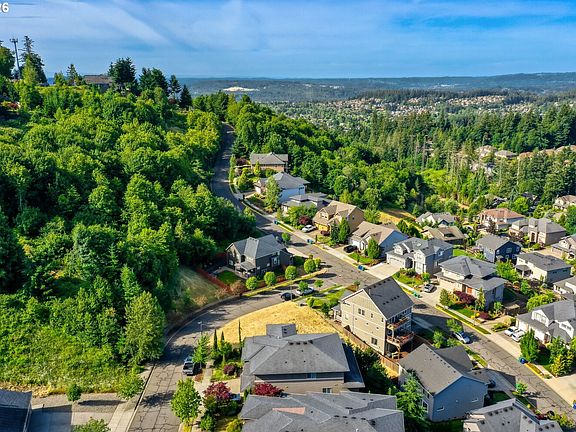 5th image of 13501 SE Mountain Crest Dr