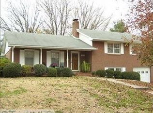 1538 Ireton Ln, Winston Salem, NC 27103