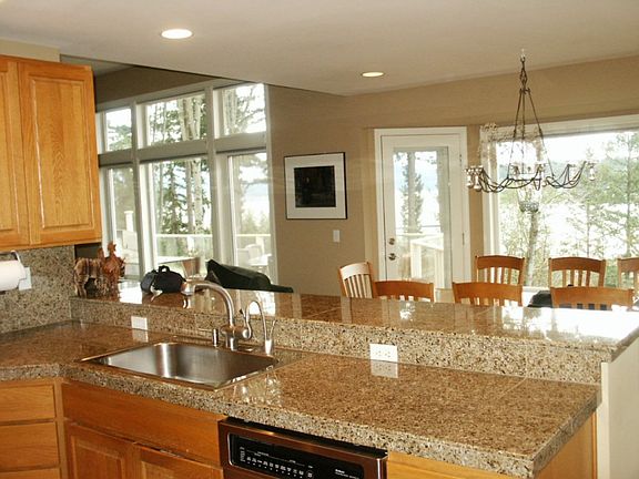4th image of 3646 E Lake Sammamish Pkwy NE
