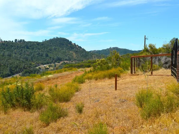 5029 Moaning Cave Rd, Murphys, CA 95247