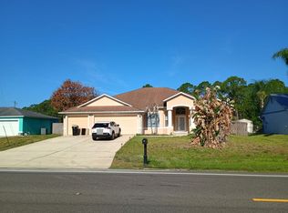 940 De Groodt Rd SW, Palm Bay, FL 32908