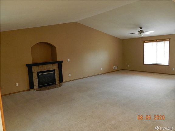 5th image of 20914 54th Avenue Ct E