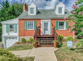 5318 Thornrose Rd, Roanoke, VA 24012