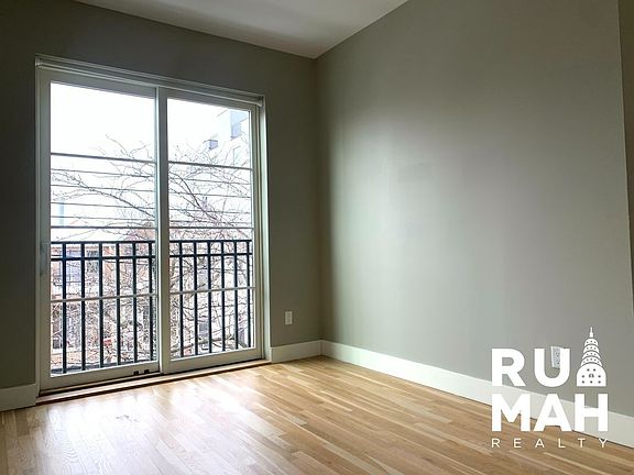 5th image of 1636 Dekalb Ave APT 2F
