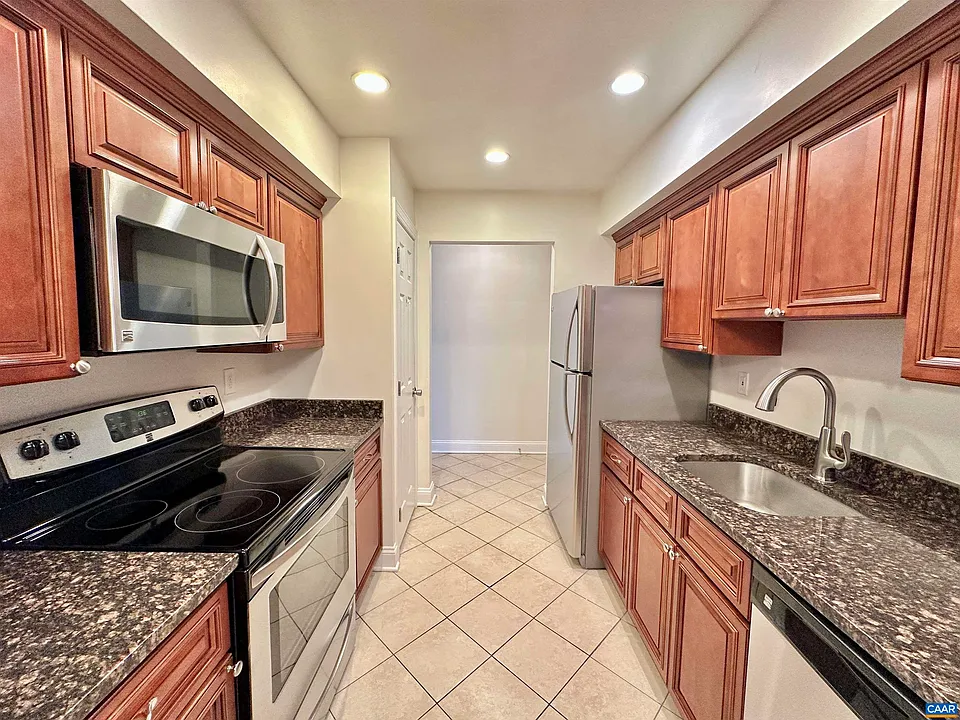 141 Green Turtle Ln #7