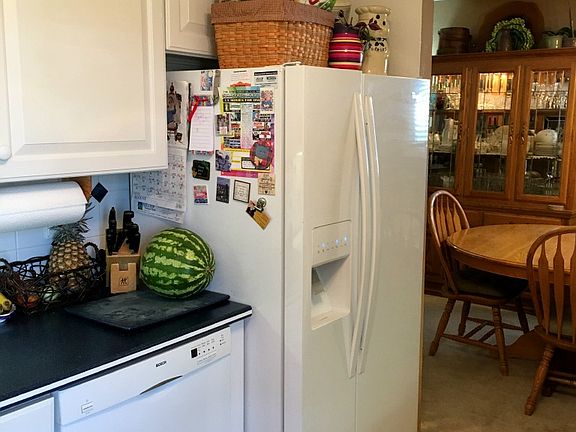 Refrigerator is only 2 years