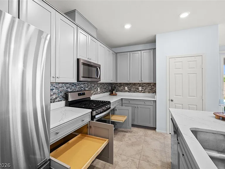 5827 Casa Branca St — Photo 13