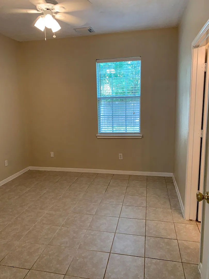 5905 Allison Rd — Photo 4