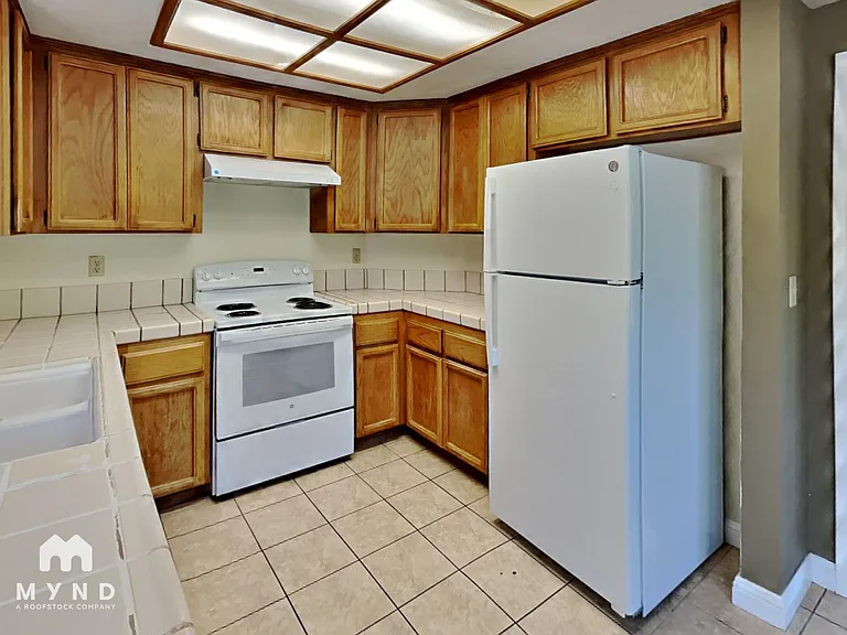 4721 Shannondale Dr — Photo 7