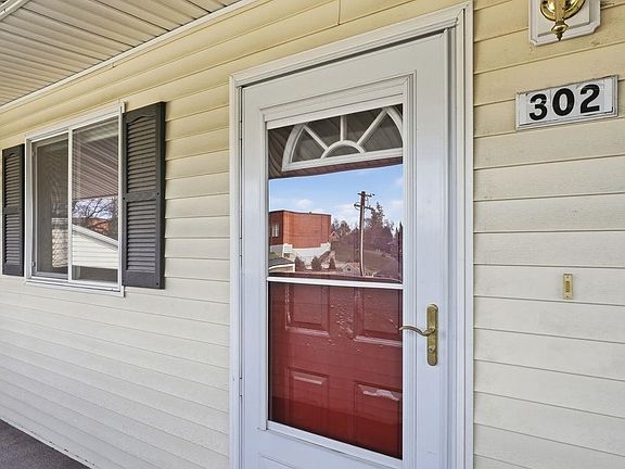 3rd image of 222 N Hutchinson Rd APT 302