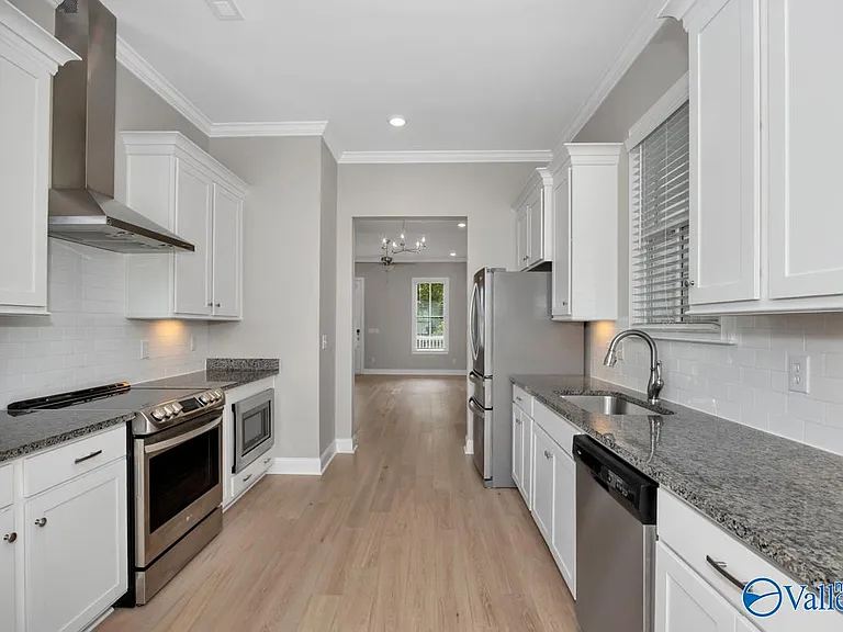 42 Pine St NW — Photo 8