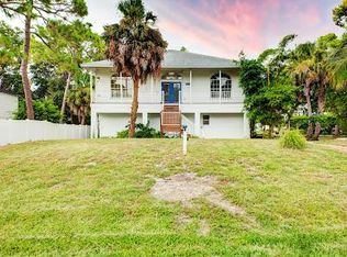 24 Park Dr, Osprey, FL 34229