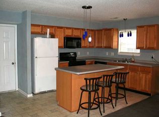 526 Sun Ridge Blvd, Avon, IN 46123