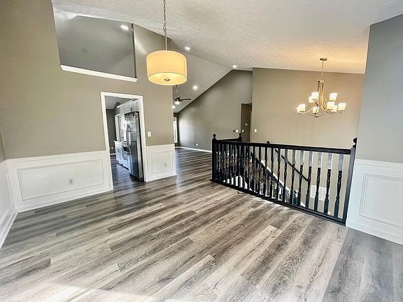 5th image of 1209 Olde Hinge Way