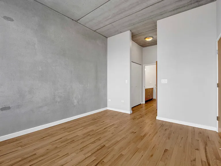 630 N Franklin St #1019 — Photo 16