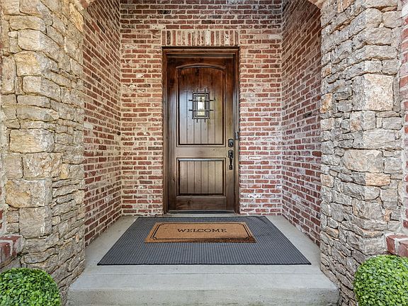 3rd image of 9410 E 107th Pl S